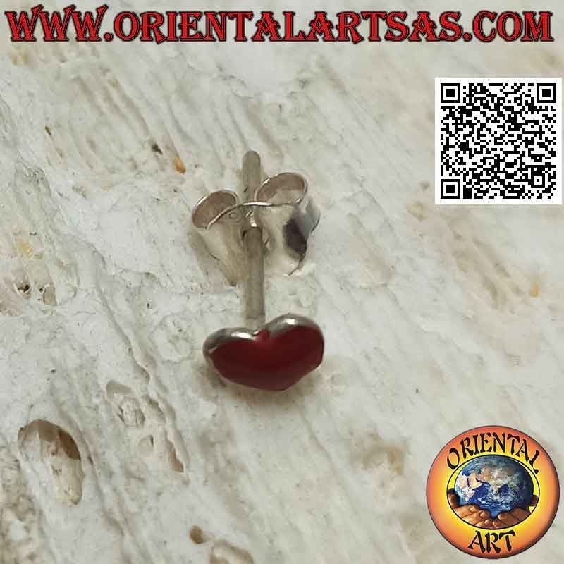 Mini earring in silver, the coral heart with smooth edge wire