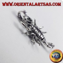 pendentif en argent, scorpion mobile en trois dimensions