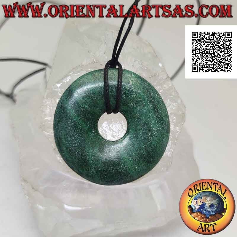 Ciondolo in giada verde africana, a forma di ciambella da 35 mm.  compreso il cordoncino