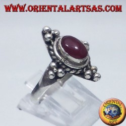 anello in argento  con corniola  cabochon ovale Bali