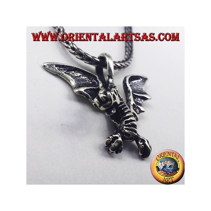 colgante de plata céltica del dragón