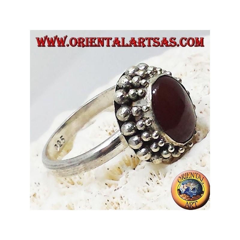 Anillo de plata con cabujón oval de cornalina Jayi