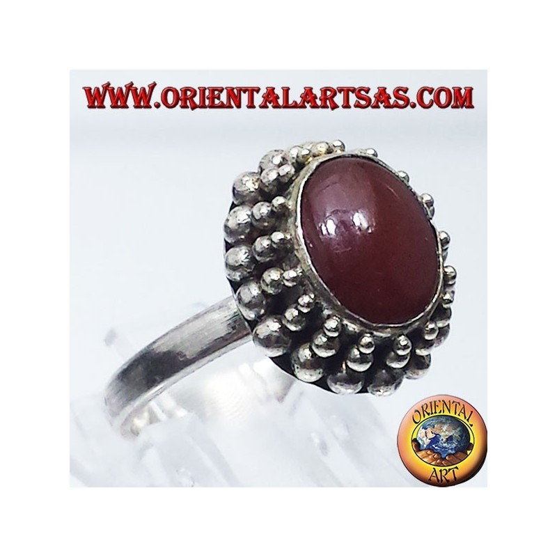 Anillo de plata con cabujón oval de cornalina Jayi