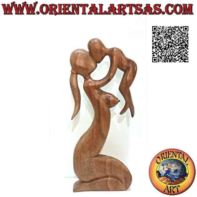 Sculpture of a mother who lifts to the sky and kisses her child in 50 cm suar wood (clear)