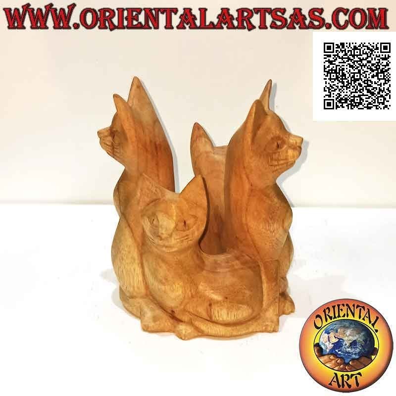 Escultura la familia de los gatos en un círculo de madera de balsa de 15 cm.
