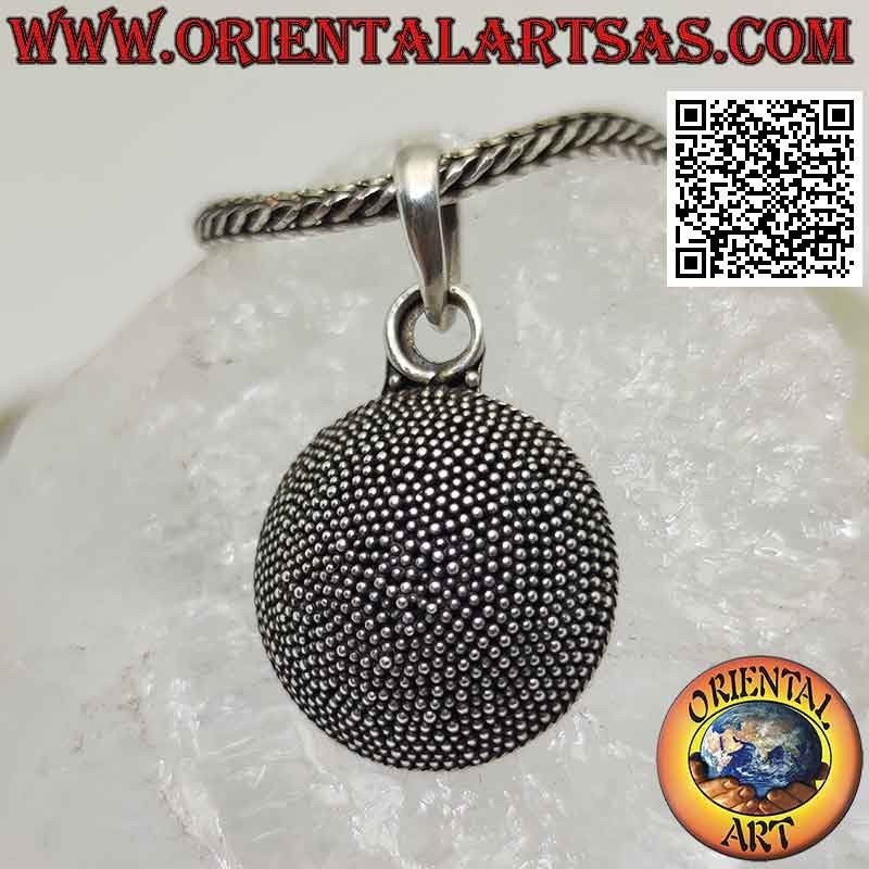 Colgante de plata, sección de esfera formada por microesferas (hecho a mano)