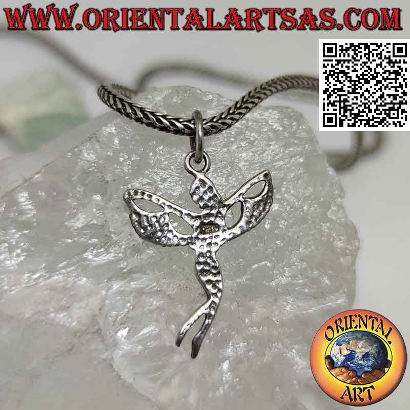 Colgante de plata, el hada con alas extendidas