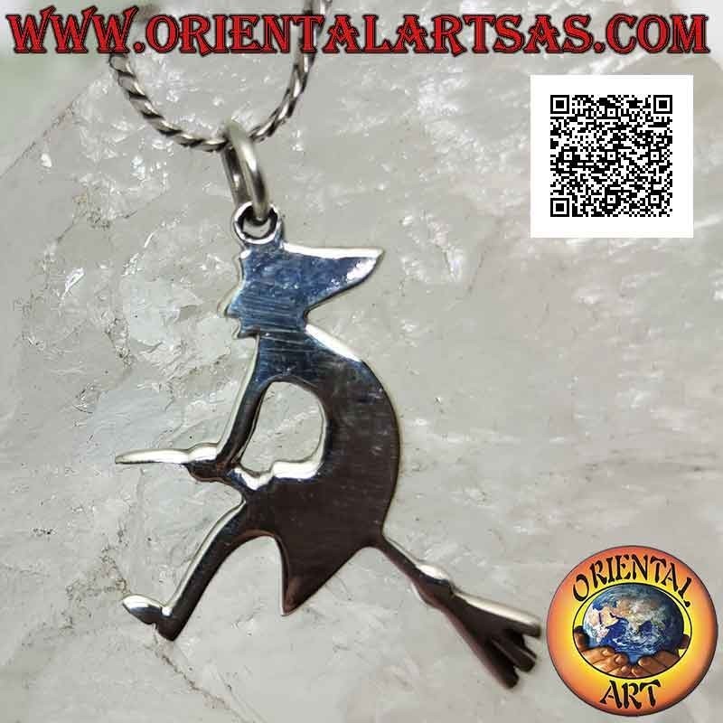 Colgante de plata lisa, la bruja befana en la escoba voladora de perfil