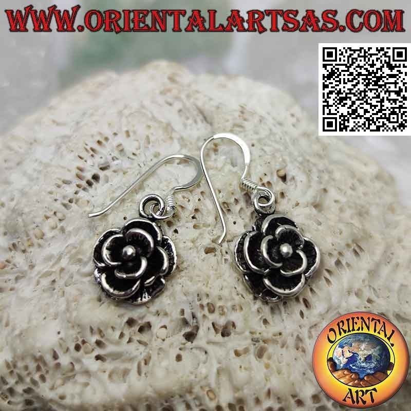 Silver leverback earrings with a pendant rose defined on various levels