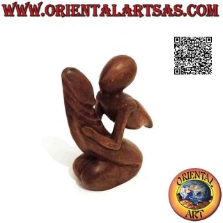 Erotische Skulptur "Der Mann umarmte den Penis" im abstrakten Stil aus Suarholz, 17 cm