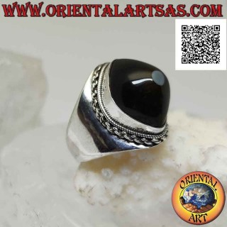 Silver ring with black Shiva's eye agate in shuttle and chain edge on smooth setting (g)