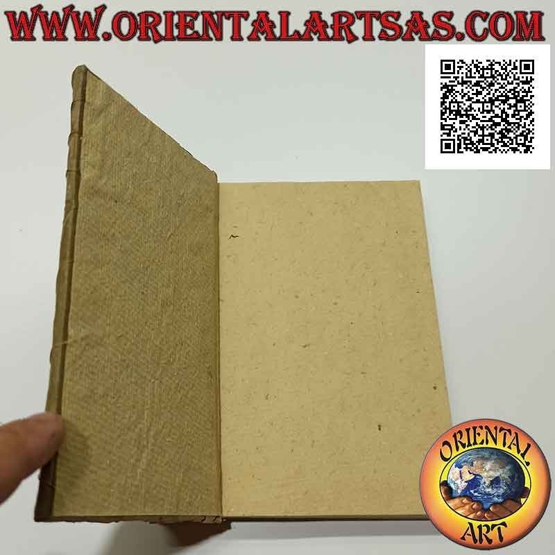 Notebook notebook in natural paper and dried leaves and bark, moon and star (16 x 13)