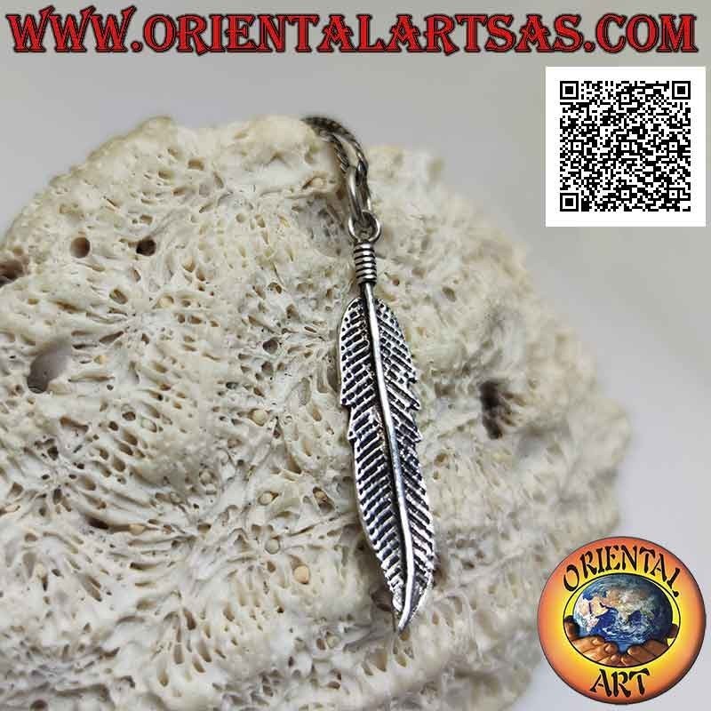 Ciondolo in argento piuma dei nativi d'America con curva alla punta (simbolo di purificazione)