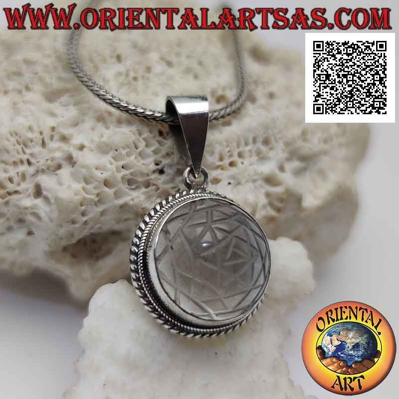 Silberanhänger mit Sri Yantra graviert auf rundem Cabochon Bergkristall und glattem Band und Doppelgewebe (b)