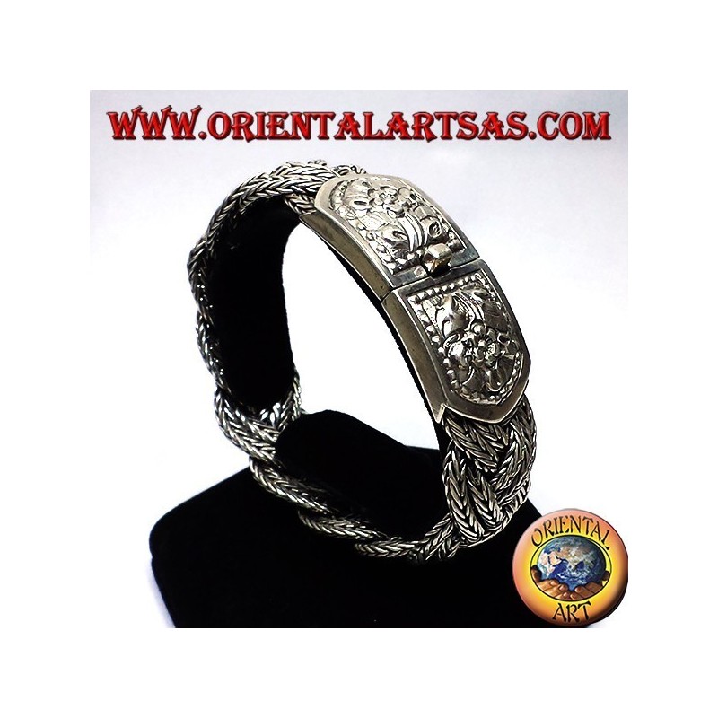 bracciale in argento, treccia con chiusura cesellata