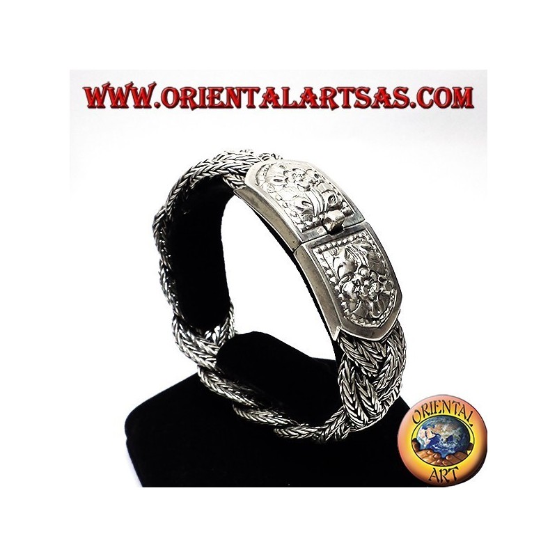 silver bracelet, braid closure chiseled