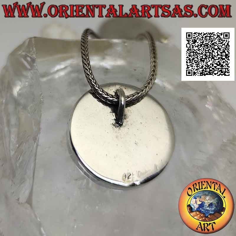 Ciondolo in argento, medaglione celtico con combinazione di tris di triquetra in bassorilievo
