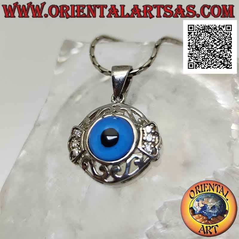 Colgante de plata, el ojo de Alá rodeado por una corona perforada de circonitas y griegas