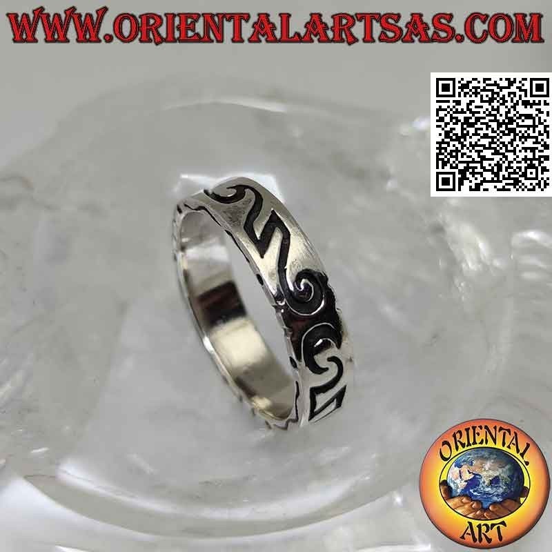 Silberner Bandring mit tiefer Maori-Gravur