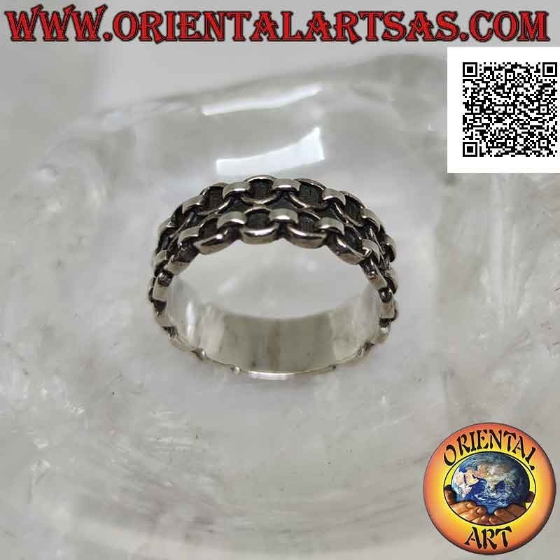 Bague en argent avec bande travaillée, double rang de chaîne avec anneaux en relief