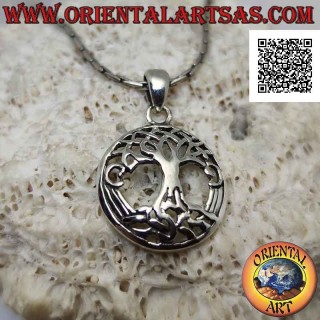 Pendentif en argent, Yggdrasil dans le cercle Ø 19 mm (arbre de vie ou arbre cosmique)