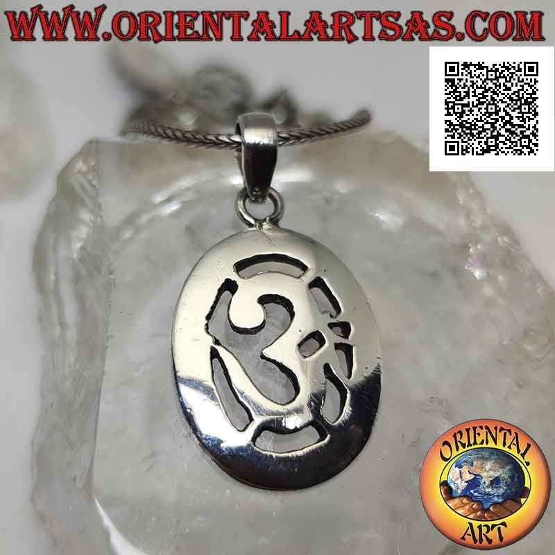 Silver pendant, Hindu mantra ॐ om in smooth, large and thick oval