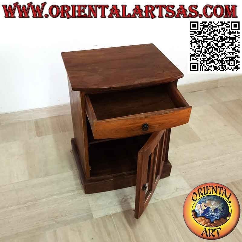 Comodino con cassetto e anta a tre vetri e due ripiani in legno di teak