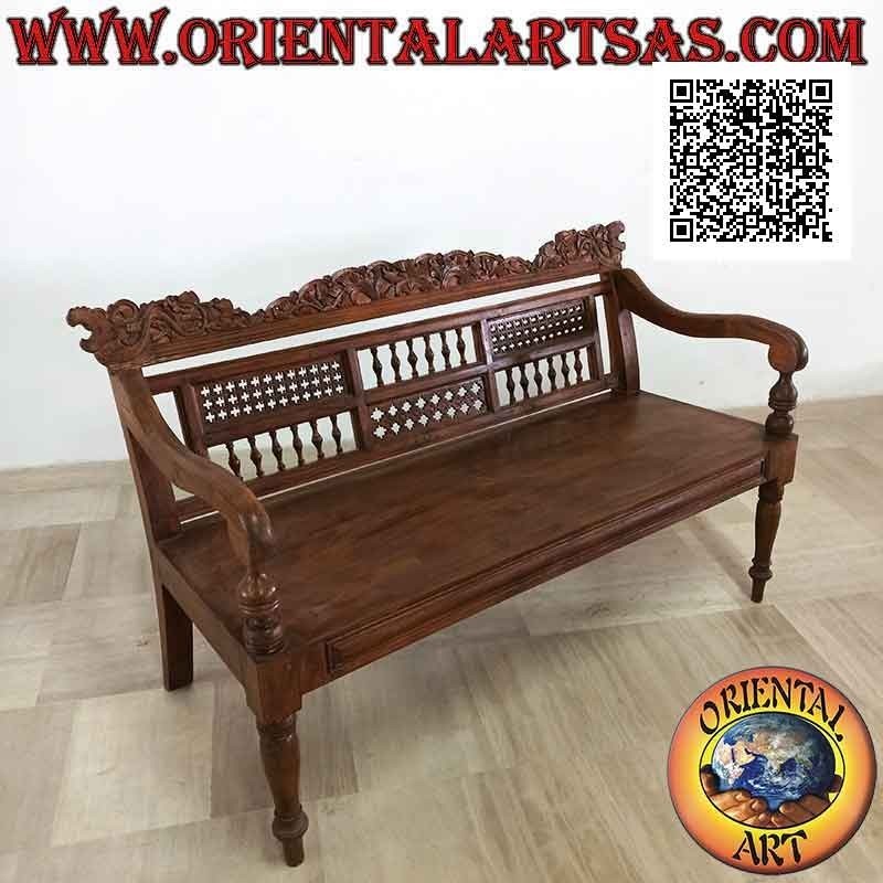 Banco de tres plazas con decoración de dragones tallados a mano y escuadras de columnas y tracería en madera de teca