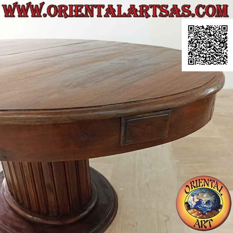 Extendable oval table on a single central foot with teak wood slats (157x100 cm)