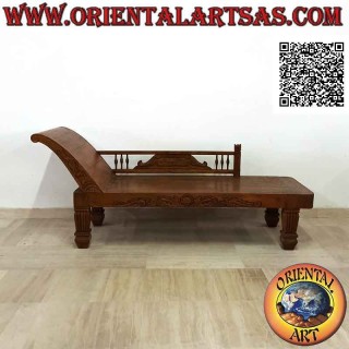 Divano triclinio in stile imperiali con decorazioni intagliate e sponda (sinistra) in legno di teak