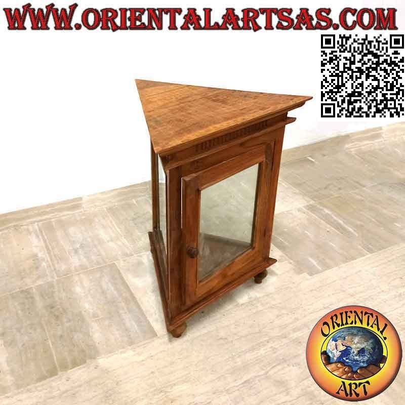 Dreieckige Vitrine mit Teakholzsäulendekoration