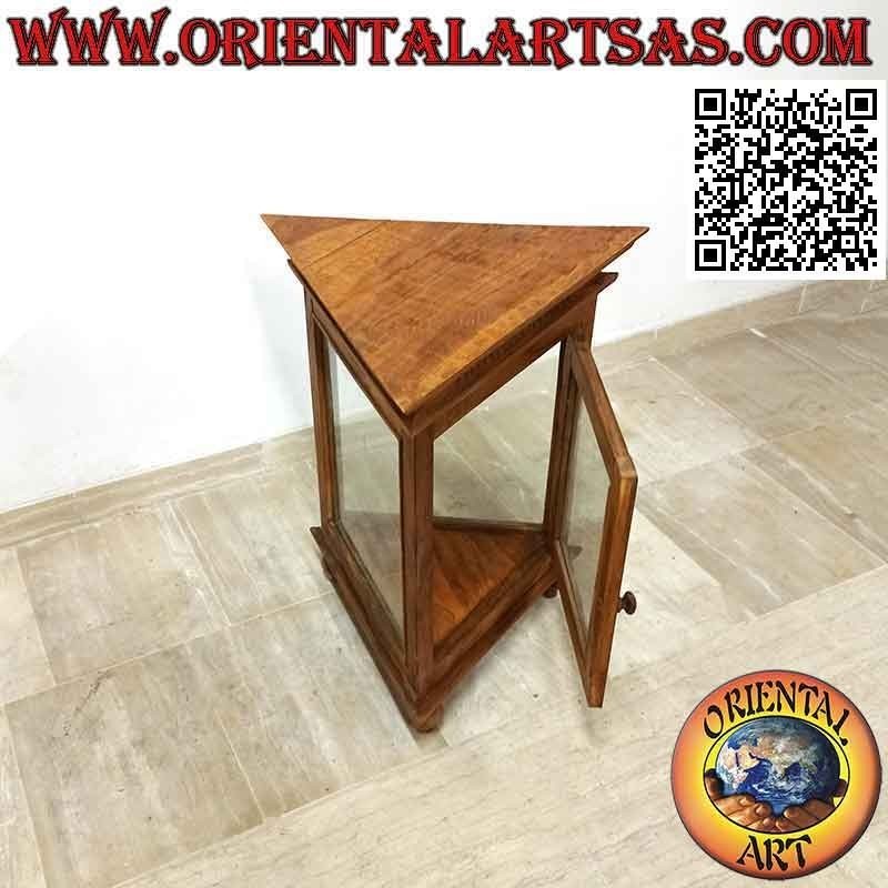 Triangular display cabinet with teak wood columns decoration