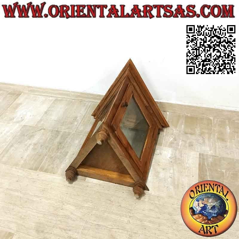 Dreieckige Vitrine mit Teakholzsäulendekoration