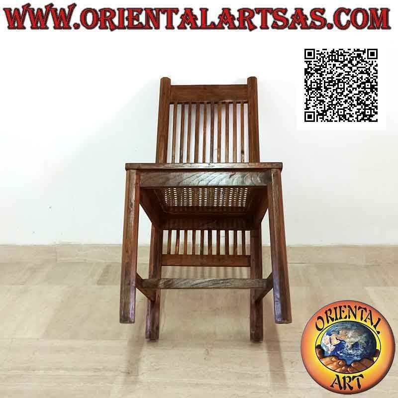 Sedia a schienale alto a fasce rigate verticali parallele in legno di teak e seduta in paglia di Vienna