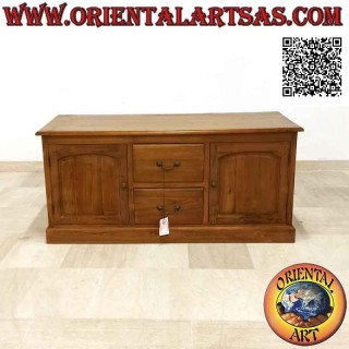Einfaches Sideboard mit 2 Türen (Doppelboden) und 2 zentralen Schubladen aus Teakholz