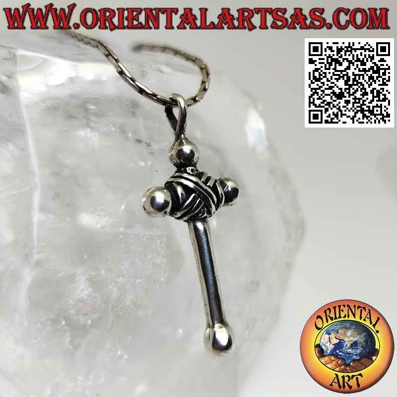 Silver pendant, bordered Latin cross tied in the center