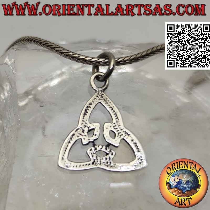 Silver pendant, Triquetra (Celtic knot) striped
