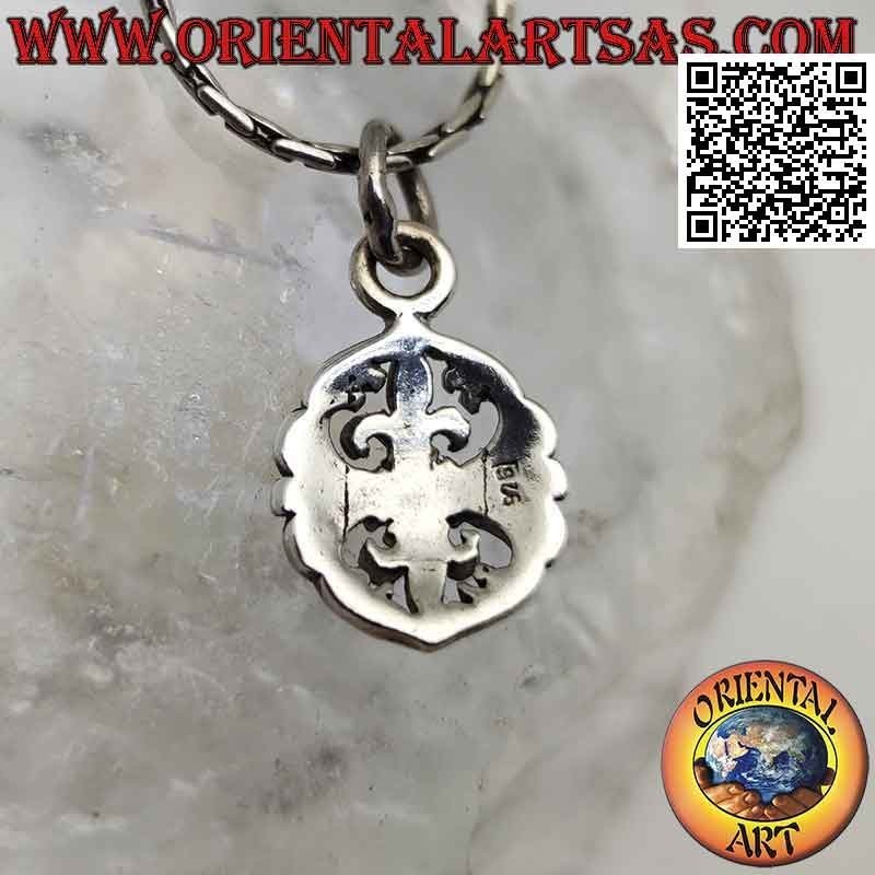 Colgante de plata, cruz griega con escudo de azucenas