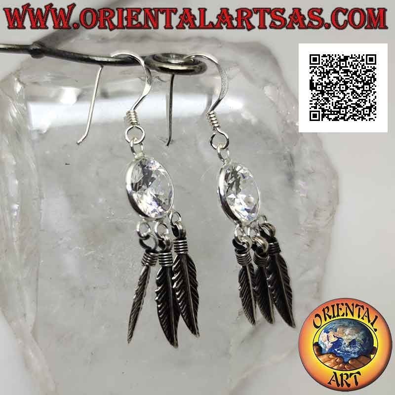 Pendientes de palanca de plata con circonita redonda facetada blanca y tres plumas colgantes