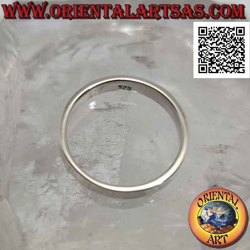 Silver ring with flat smooth band (4 mm.)