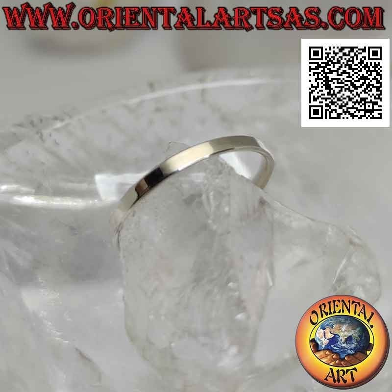 Anello in argento a fascia liscia piatta (2 mm.)