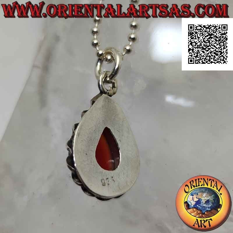 Pendentif en argent avec cornaline goutte entourée d'un cordon hélicoïdal