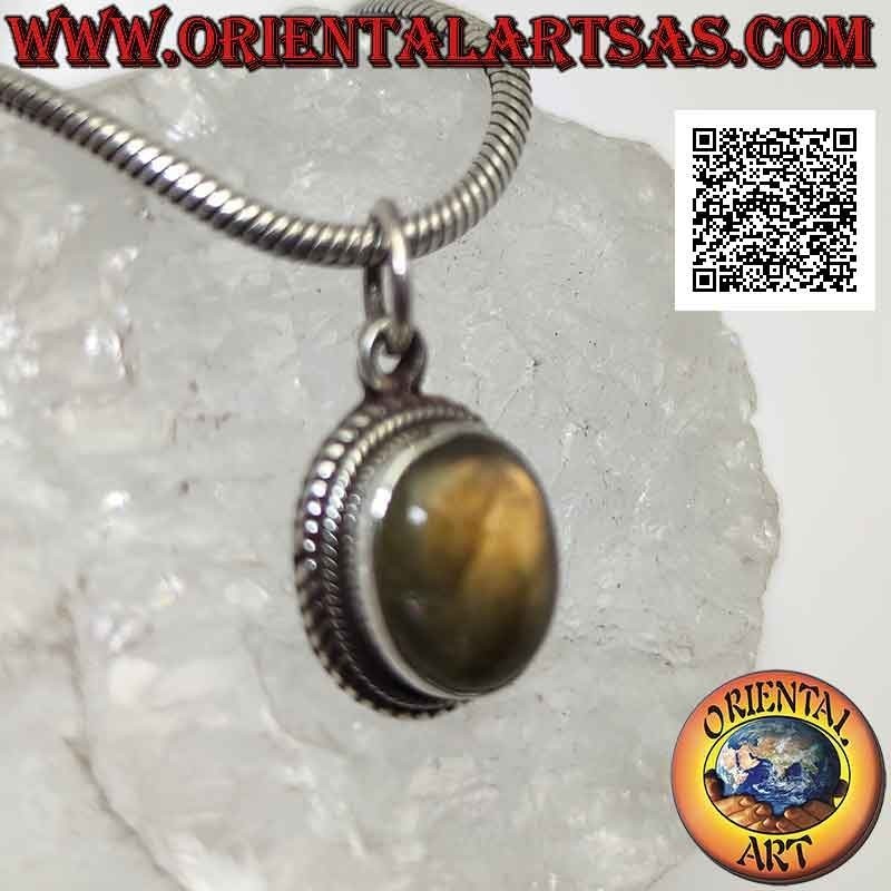 Silver pendant with oval cabochon labradorite surrounded by weaving and smooth band