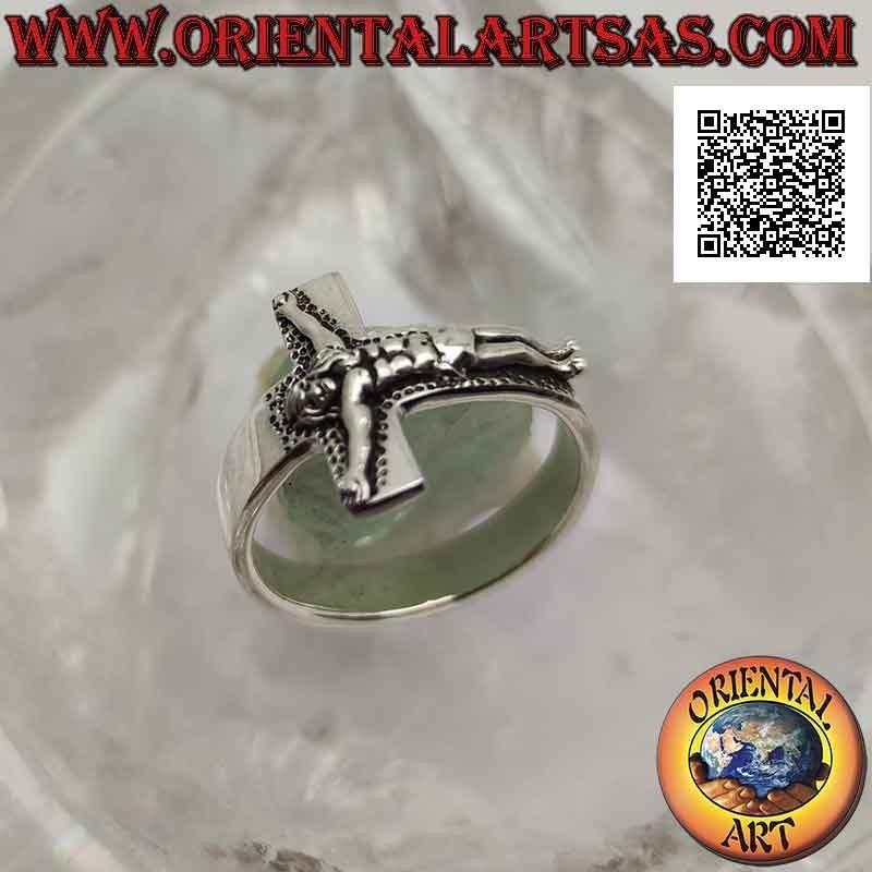 Silver ring with flat smooth band (4 mm.) With embossed crucifix