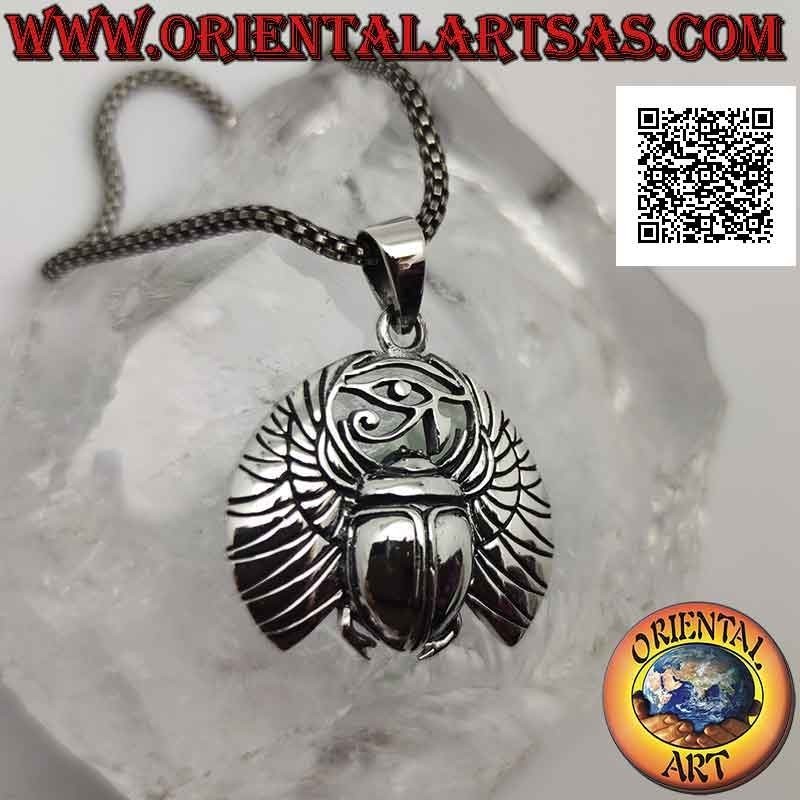 Ciondolo in argento, scarabeo stercorario con occhio di Horus (simbolo egiziano di resurrezione)