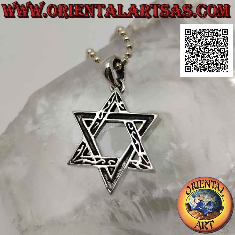 Colgante de plata, estrella de David o sello de Salomón (triángulos en bajorrelieve uno decorado y otro no)