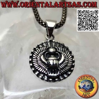 Colgante de plata, escarabajo pelotero (símbolo egipcio de la resurrección)