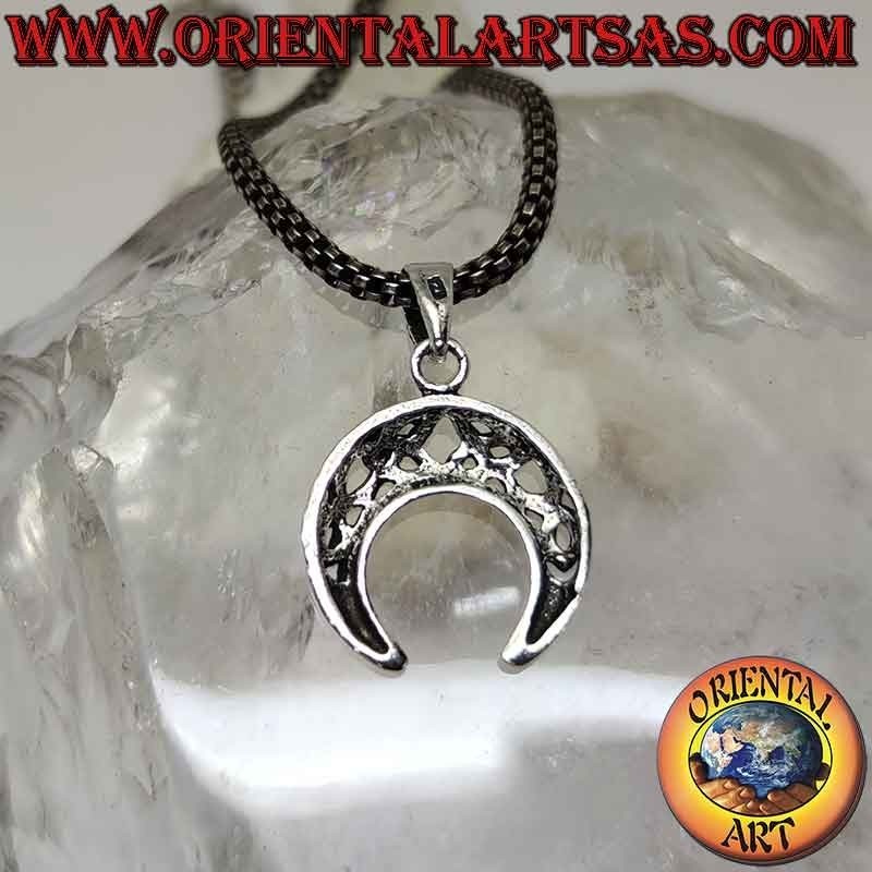 Pendentif en argent, croissant wicca à pointes descendantes et décor ajouré de nœuds celtiques