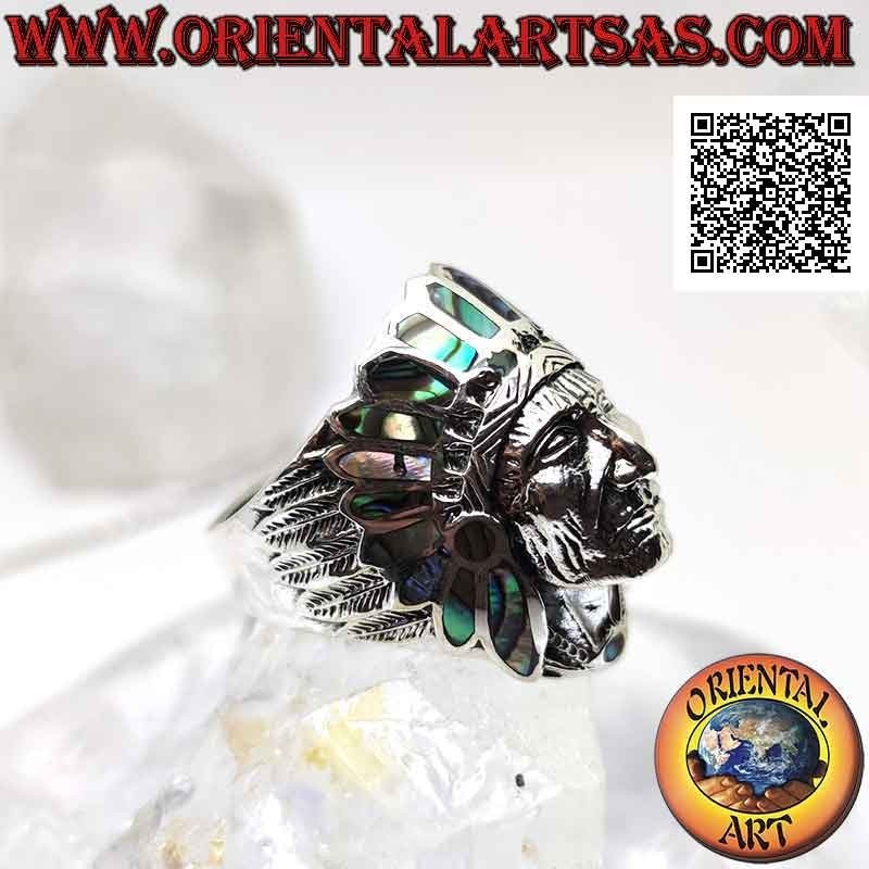 Bague en argent, grosse tête d'Indien d'Amérique avec plumes d'ormeau (paua)