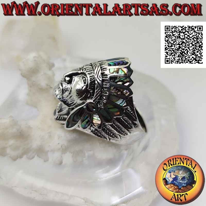 Anillo de plata, cabeza grande de indio americano con plumas de abulón (paua)